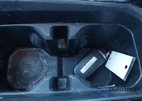 2022 Jeep Compass Trailhawk 4X4 from USA, damaged, VIN 3C4NJDDB2NT110919